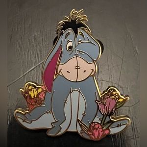 Disney Limited Edition Eeyore Pin